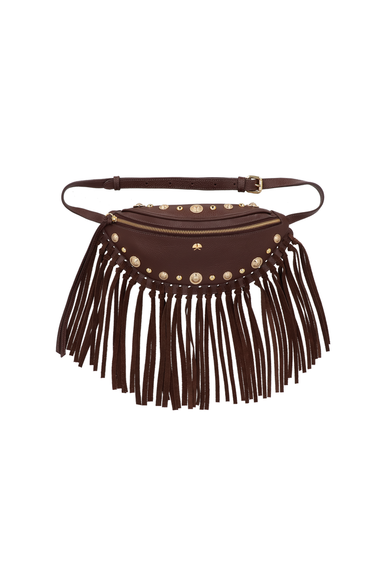 BOLSA PEQUENA EM COURO MARROM CAFÉ COM FRANJAS E APLICAÇÕES METÁLICAS