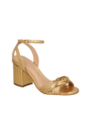 SANDÁLIA SALTO BLOCO MÉDIO EM METALIZADO OURO COM TIRAS FINAS CRUZADAS