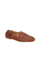 MOCASSIM EM COURO CASTANHO COM DETALHE DE FIVELA