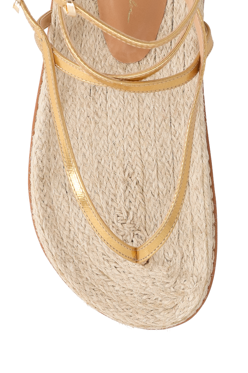 PAPETE METALIZADA OURO COM TIRAS FINAS