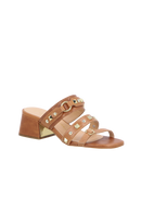 SANDÁLIA MULE SALTO MÉDIO BLOCO EM COURO CARAMELO COM MIX DE REBITES