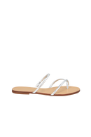 SANDÁLIA RASTEIRA TIRAS CRUZADAS METALIZADA PRATA