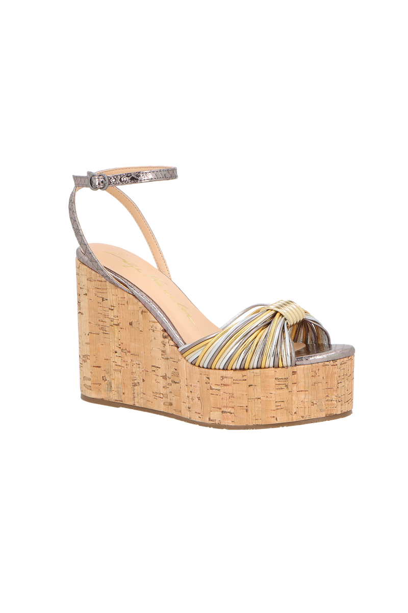 SANDÁLIA PLATAFORMA EM COURO CHUMBO COM SOLADO EM CORTIÇA E ENFEITE METÁLICO