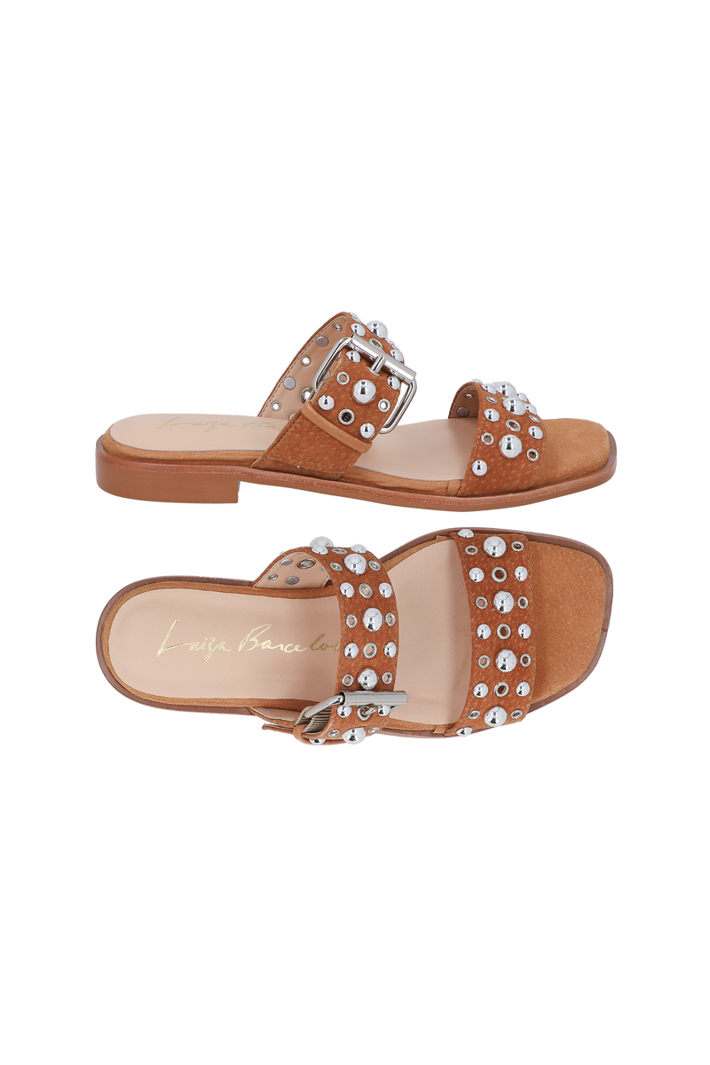 RASTEIRA EM CAMURÇA CARAMELO COM APLICAÇÕES METÁLICAS