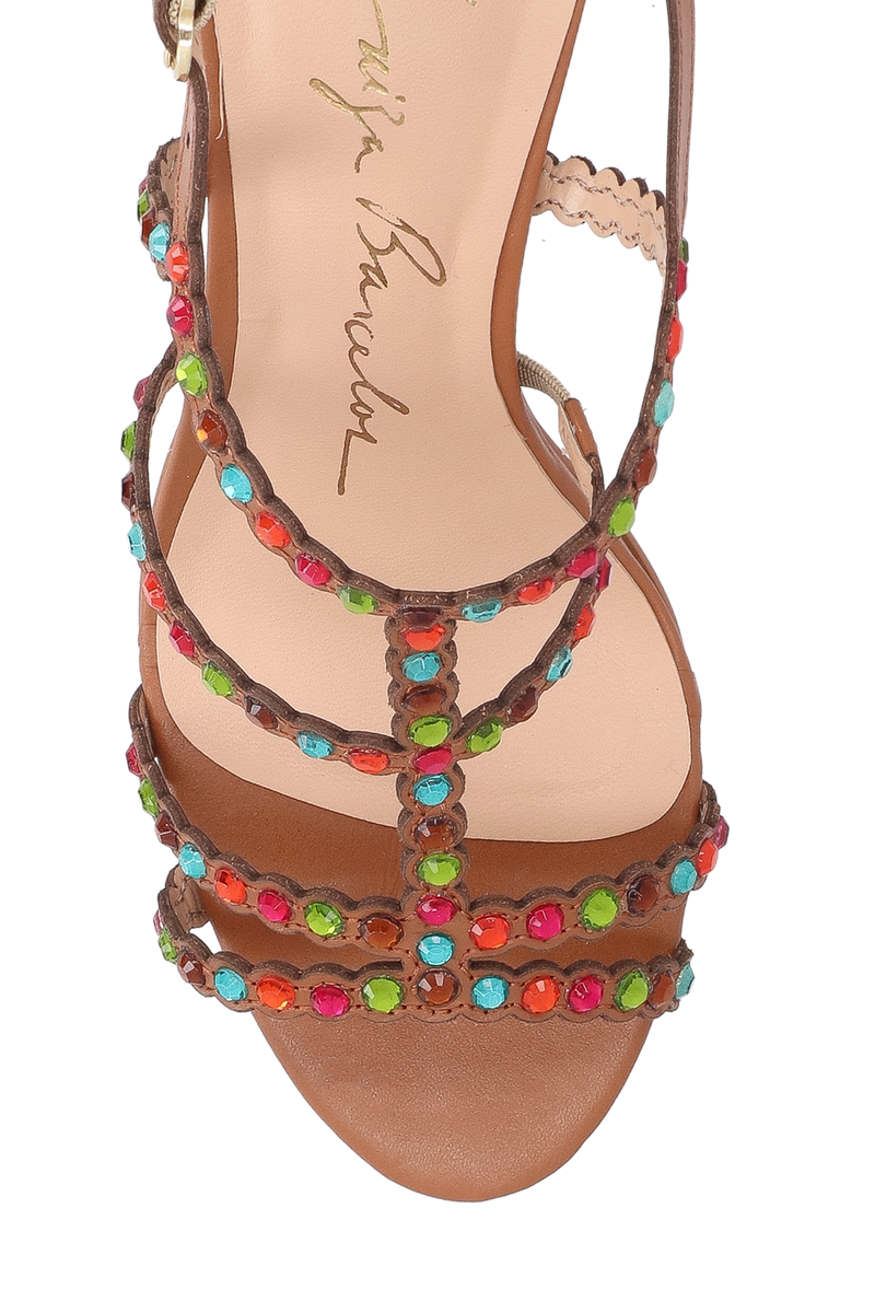 SANDÁLIA DE SALTO ALTO EM COURO CARAMELO COM APLICAÇÃO DE CRISTAIS