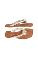 SANDÁLIA RASTEIRA TIRAS PILLOW EM METALIZADO DOURADO