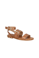 SANDÁLIA RASTEIRA EM COURO CARAMELO COM REBITES OURO