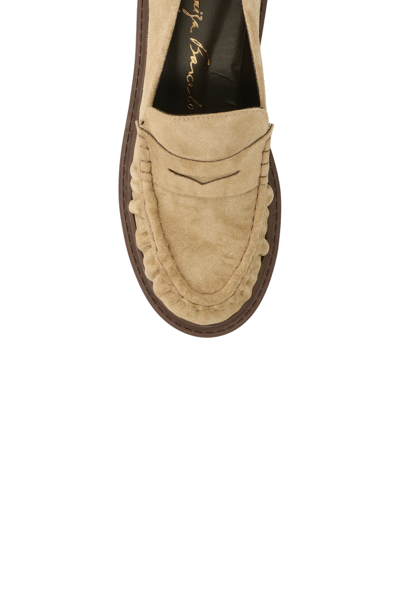 MOCASSIM LOAFER TRATORADO EM CAMURÇA BEGE FENDI