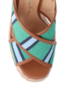 SANDÁLIA PLATAFORMA COM TIRA CRUZADA LISTRADA VERDE E AZUL