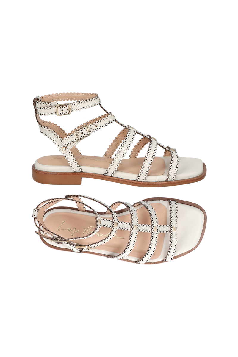 SANDÁLIA RASTEIRA EM COURO OFF WHITE COM RECORTES