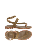 RASTEIRA DE DEDO EM CAMURÇA VERDE ASPARGO COM TIRAS CRUZADAS E TACHAS