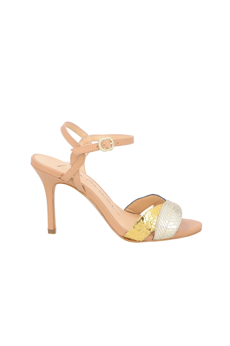 SANDÁLIA EM COURO MULTICOR COM SALTO FINO ALTO