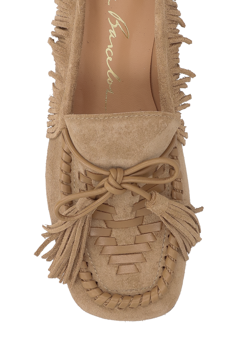 MOCASSIM EM CAMURÇA BEGE FENDI COM FRANJAS