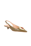 SCARPIN SLINGBACK DE SALTO BAIXO EM VERNIZ VERDE ASPARGO COM APLICAÇÃO METÁLICA