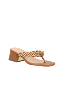 SANDÁLIA DE DEDO EM COURO CARAMELO COM TIRAS TRAMADAS E SALTO BLOCO