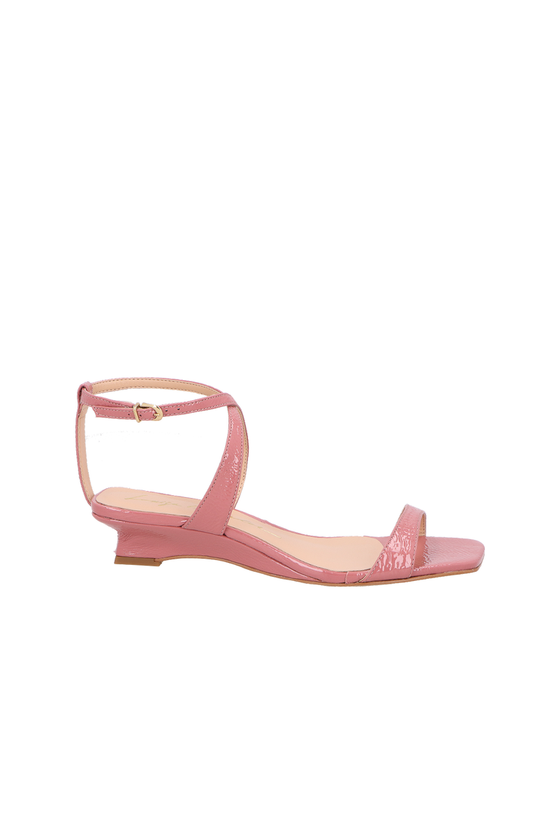 SANDÁLIA ANABELA EM VERNIZ ROSA QUARTZO COM TIRAS