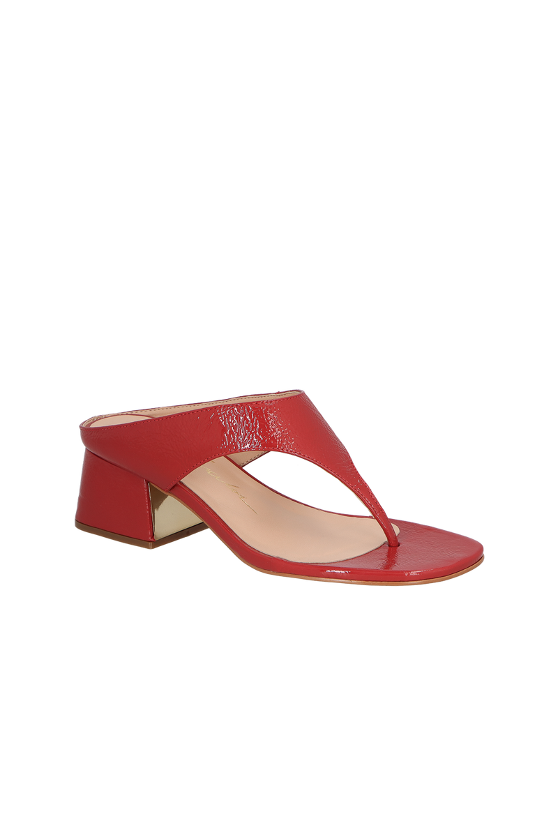 SANDÁLIA SALTO BLOCO MÉDIO COM TIRA ENTRE OS DEDOS EM COURO VERNIZ VERMELHO