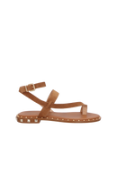 RASTEIRA DE DEDO EM CAMURÇA CARAMELO COM TIRAS CRUZADAS E TACHAS